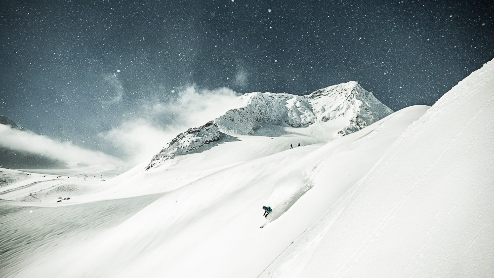 STUBAIER GLETSCHER SKIFAHREN